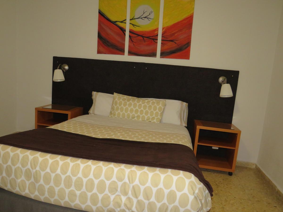 Hostal San Jose Cadalso de los Vidrios Екстер'єр фото